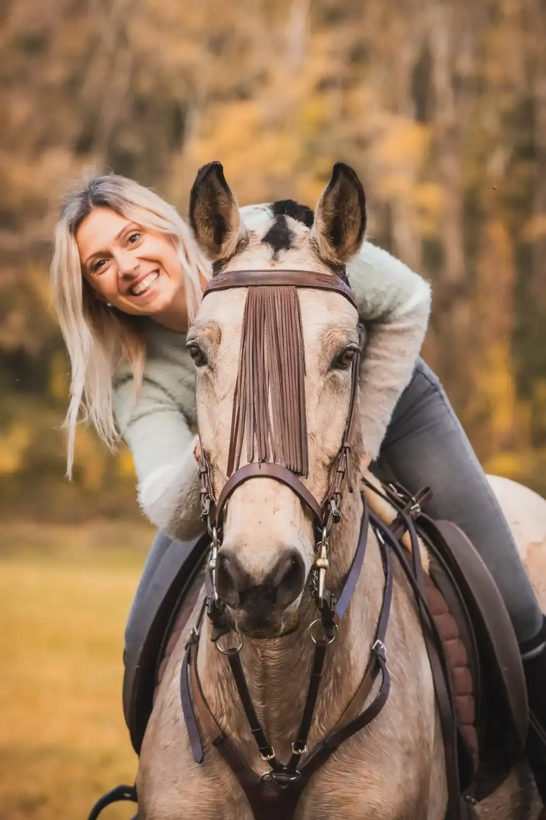 Sally Lucchin, istruttrice monta inglese e guida equestre ad Mitena Ranch
